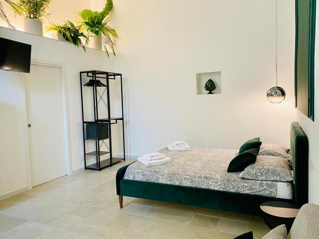 Namaste Apartment Бари Экстерьер фото